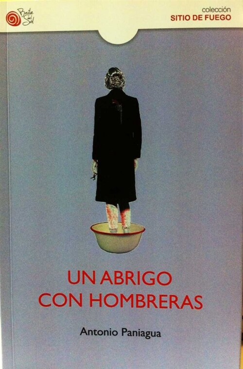 UN ABRIGO CON HOMBRERAS (Book)