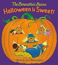 Halloween Is Sweet (the Berenstain Bears) (Board Books)