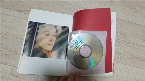 [중고] 악마는 프라다를 입는다 (대본 + MP3 CD 1장)