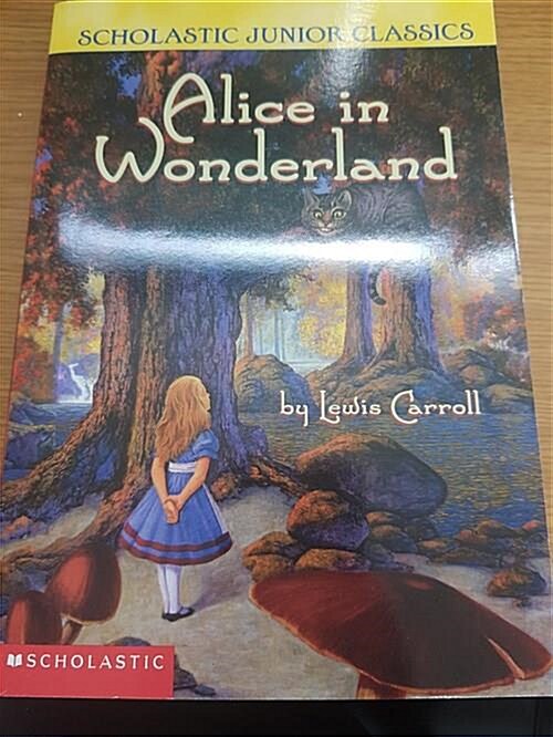 [중고] Alice in Wonderland (Paperback)