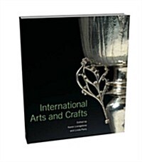 International Arts and Crafts (Paperback)