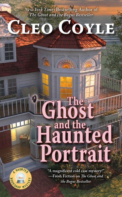 The Ghost and the Haunted Portrait (Mass Market Paperback)