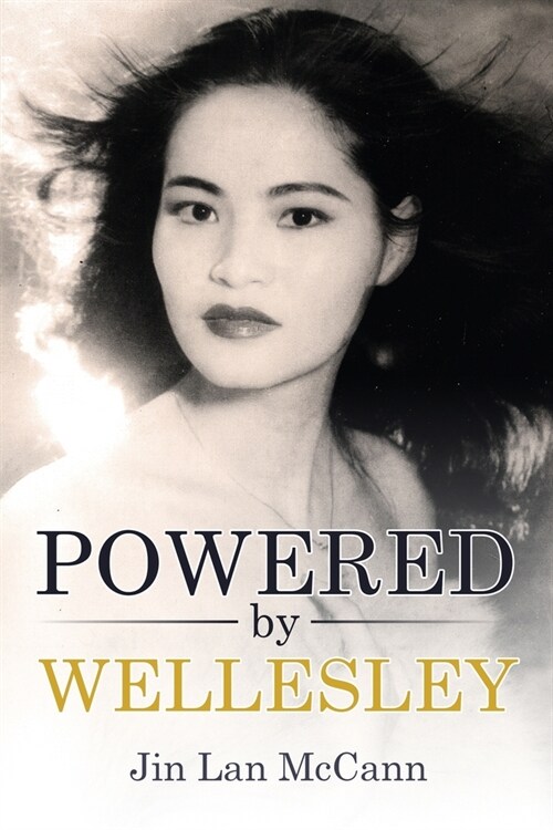 Powered By Wellesley (Paperback, 2)