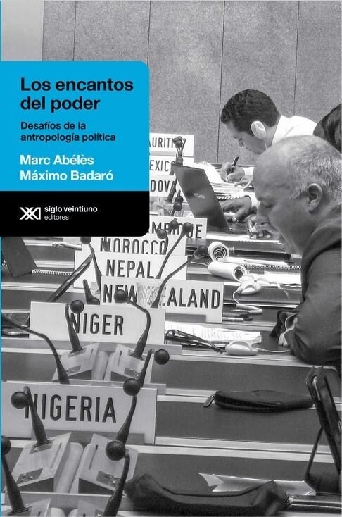 ENCANTOS DEL PODER,LOS (Book)