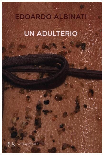 Un adulterio (Paperback)