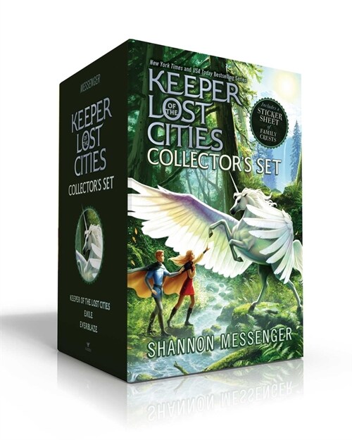 Keeper of the Lost Cities Collectors Set (Includes a Sticker Sheet of Family Crests) (Boxed Set): Keeper of the Lost Cities; Exile; Everblaze (Paperback, Boxed Set)