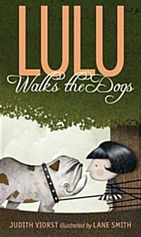 Lulu Walks the Dogs (Paperback)