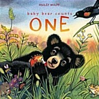 Baby Bear Counts One (Hardcover)