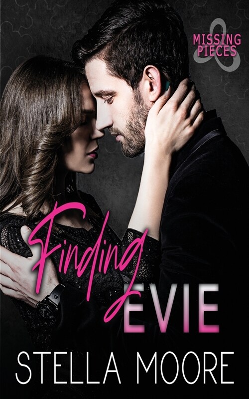 Finding Evie (Paperback)
