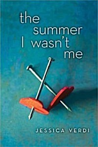 The Summer I Wasnt Me (Paperback)