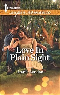 Love in Plain Sight (Paperback)