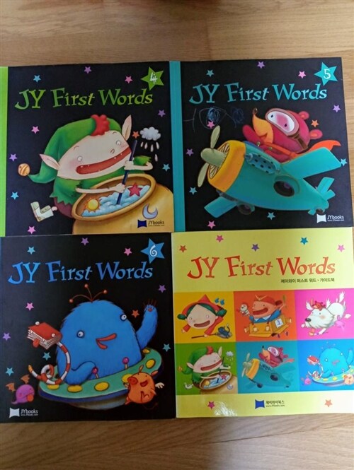 [중고] JY First Words 1~6 풀세트 (StudentBook 6권 + CD 6장 + 가이드북 + 미니북)