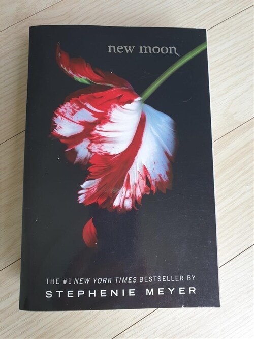 [중고] New Moon (Paperback)