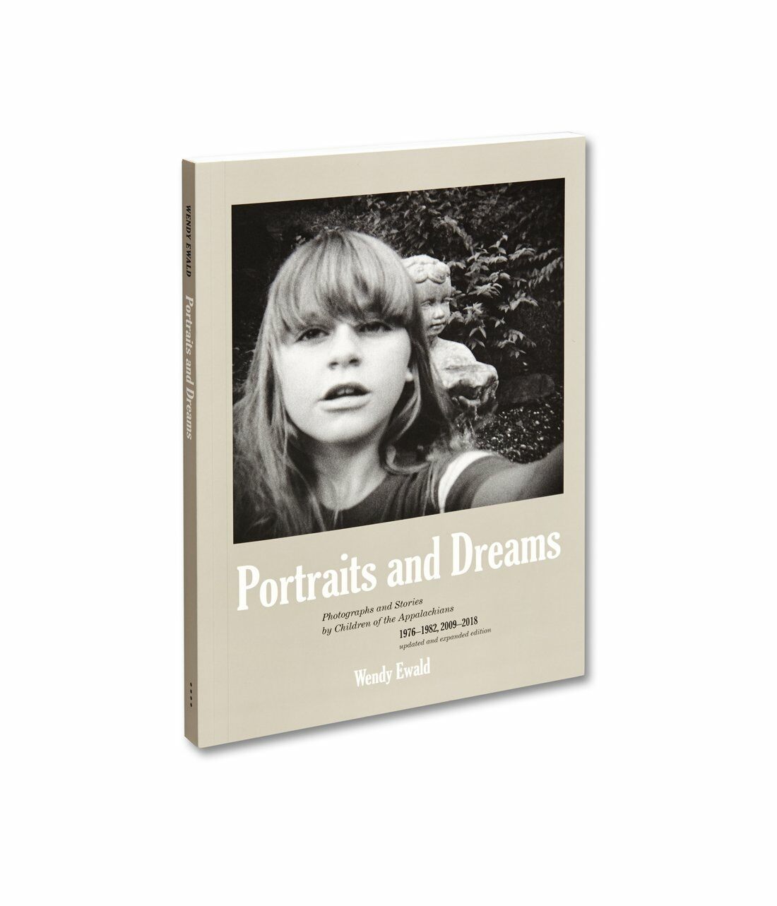 Portraits and Dreams (Paperback)