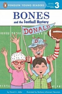 Bones and the Football Mystery (Paperback, Reprint)