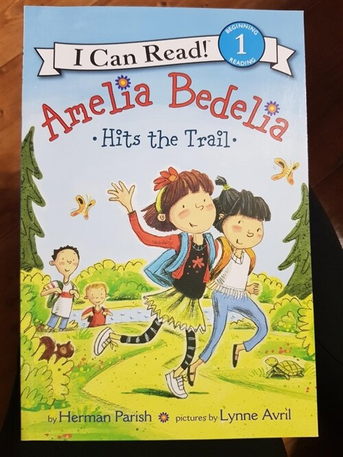 [중고] Amelia Bedelia Hits the Trail (Paperback)