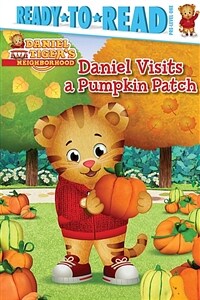 Daniel Visits a Pumpkin Patch (Paperback)