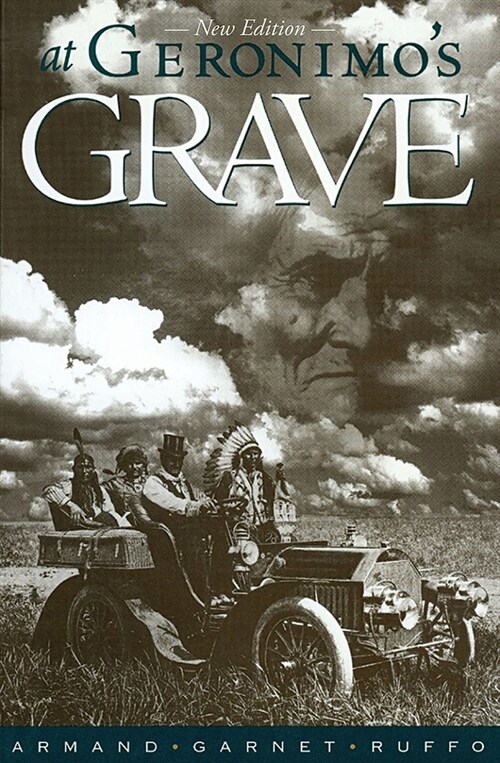 At Geronimos Grave (Paperback)