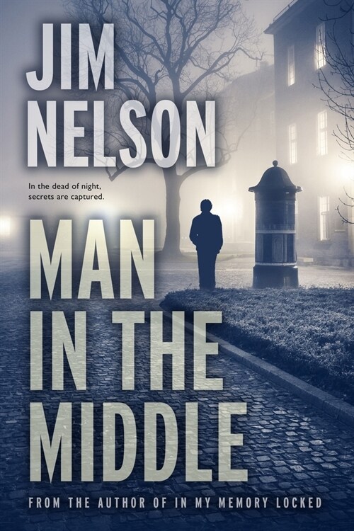 Man in the Middle (Paperback)