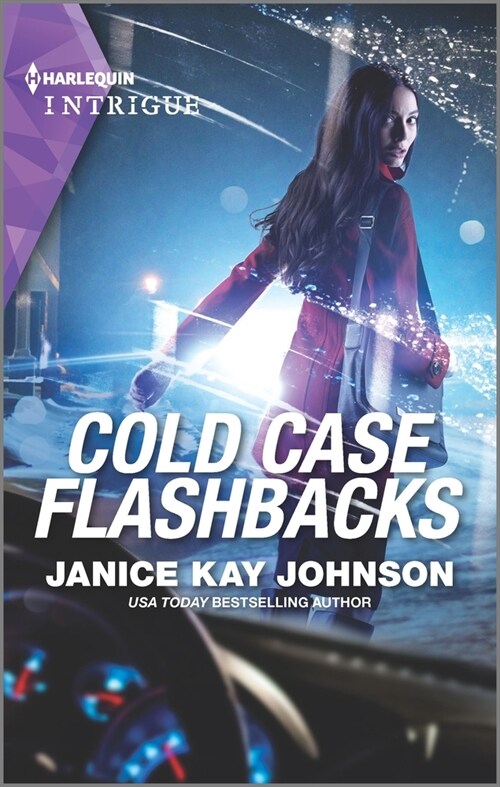 Cold Case Flashbacks (Mass Market Paperback, Original)