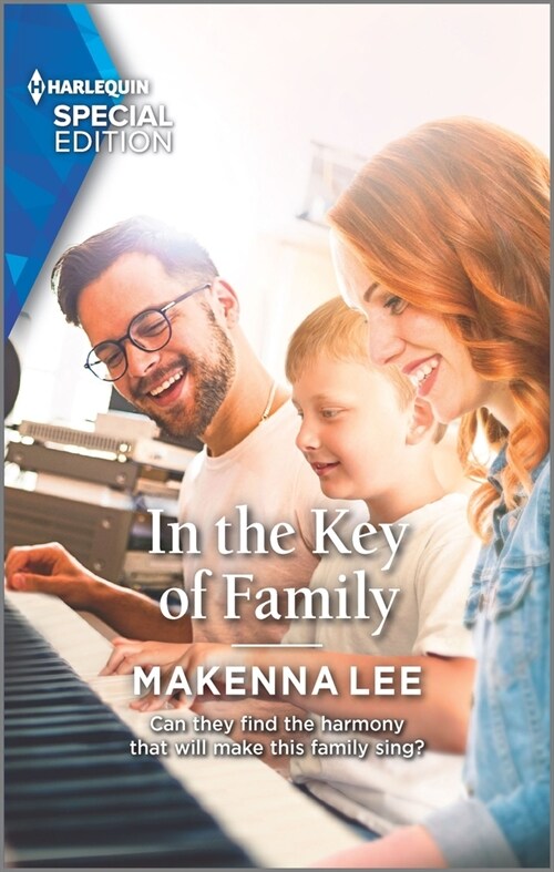 In the Key of Family (Mass Market Paperback, Original)