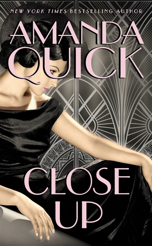 Close Up (Mass Market Paperback)