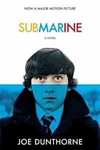 Submarine: Submarine: A Novel (Paperback)