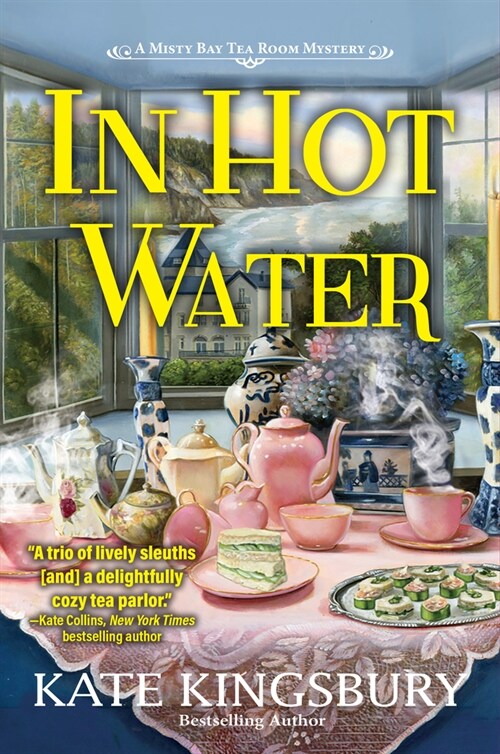 In Hot Water: A Misty Bay Tea Room Mystery (Hardcover)