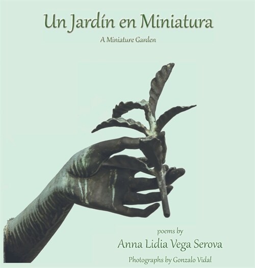 Un Jardín en Miniatura (Hardcover)