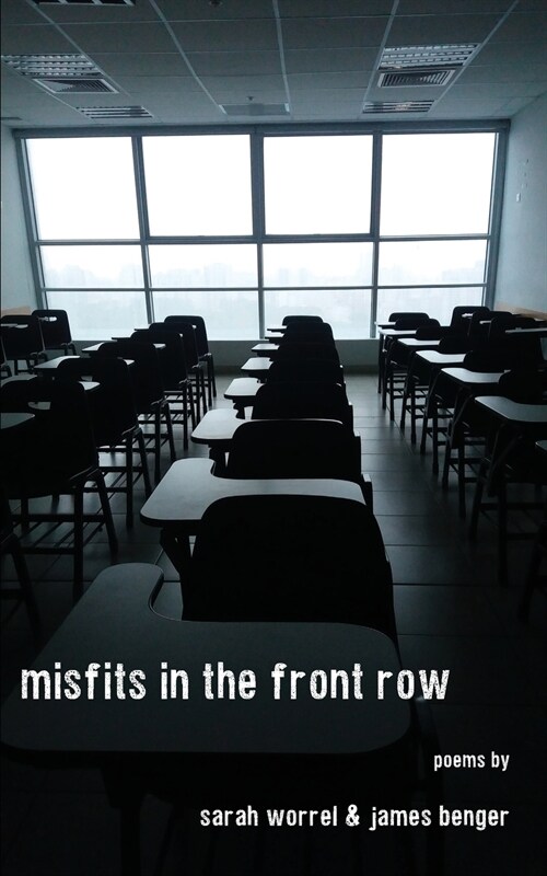 Misfits in the Front Row (Paperback)