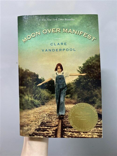 [중고] Moon Over Manifest (Paperback)