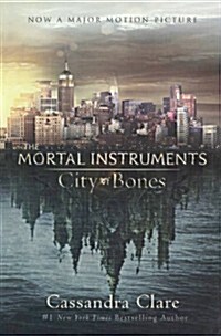 City of Bones (Prebound, Turtleback Scho)