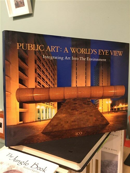 [중고] Public Art / A World‘s Eye View (Hardcover)