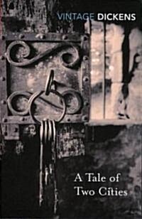 A Tale of Two Cities (Paperback)