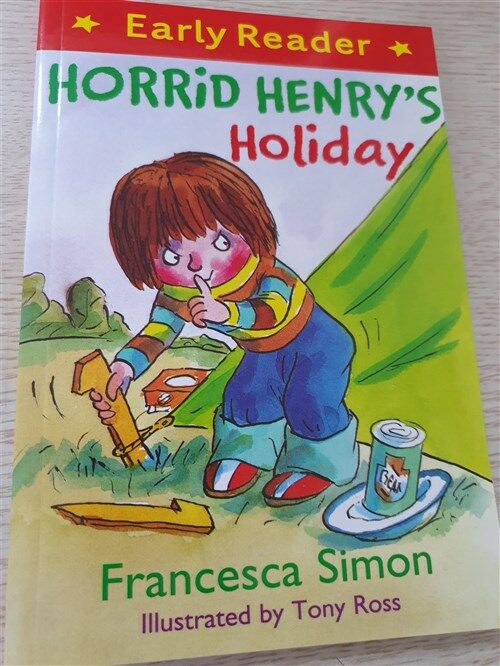 [중고] Horrid Henry Early Reader: Horrid Henry‘s Holiday : Book 3 (Paperback)
