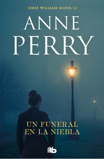 UN FUNERAL EN LA NIEBLA (Paperback)