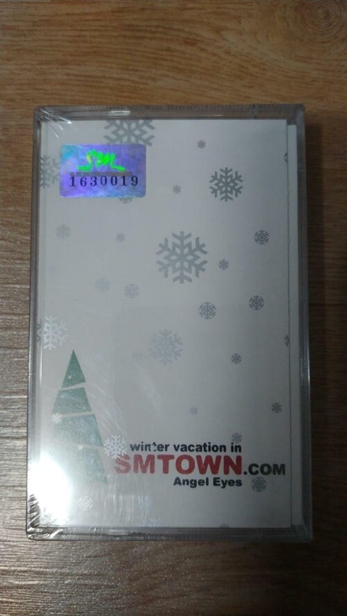 [중고] [카세트 테이프]SM TOWN-WINTER VACATION IN SM TOWN.COM ANGEL EYES