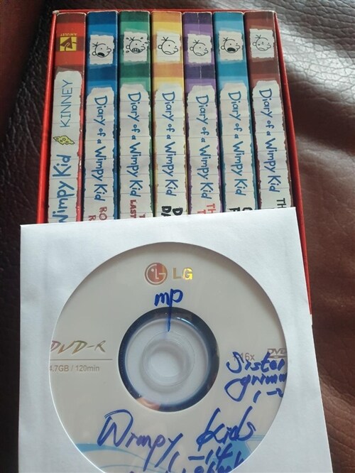 [중고] Diary of a Wimpy Kid 1-7 Box Set (7권, Paperback) (미국판)