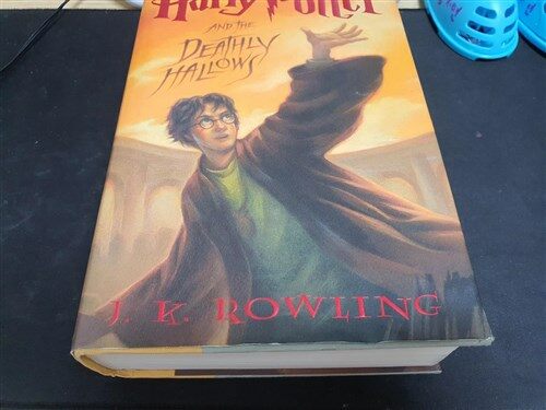 [중고] Harry Potter and the Deathly Hallows (Hardcover)