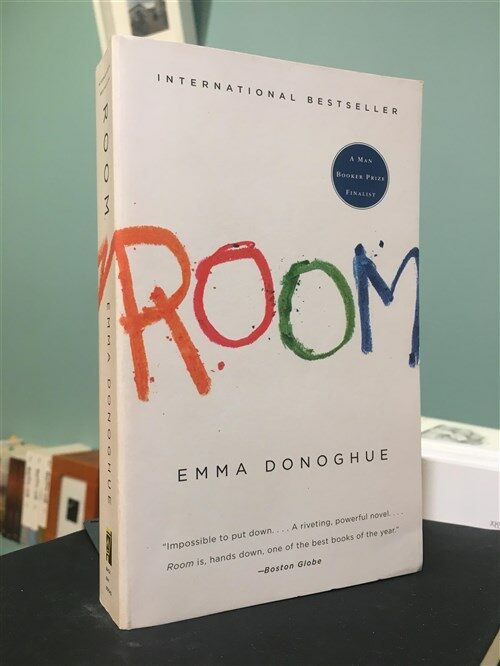 [중고] Room (Mass Market Paperback, 영국판)