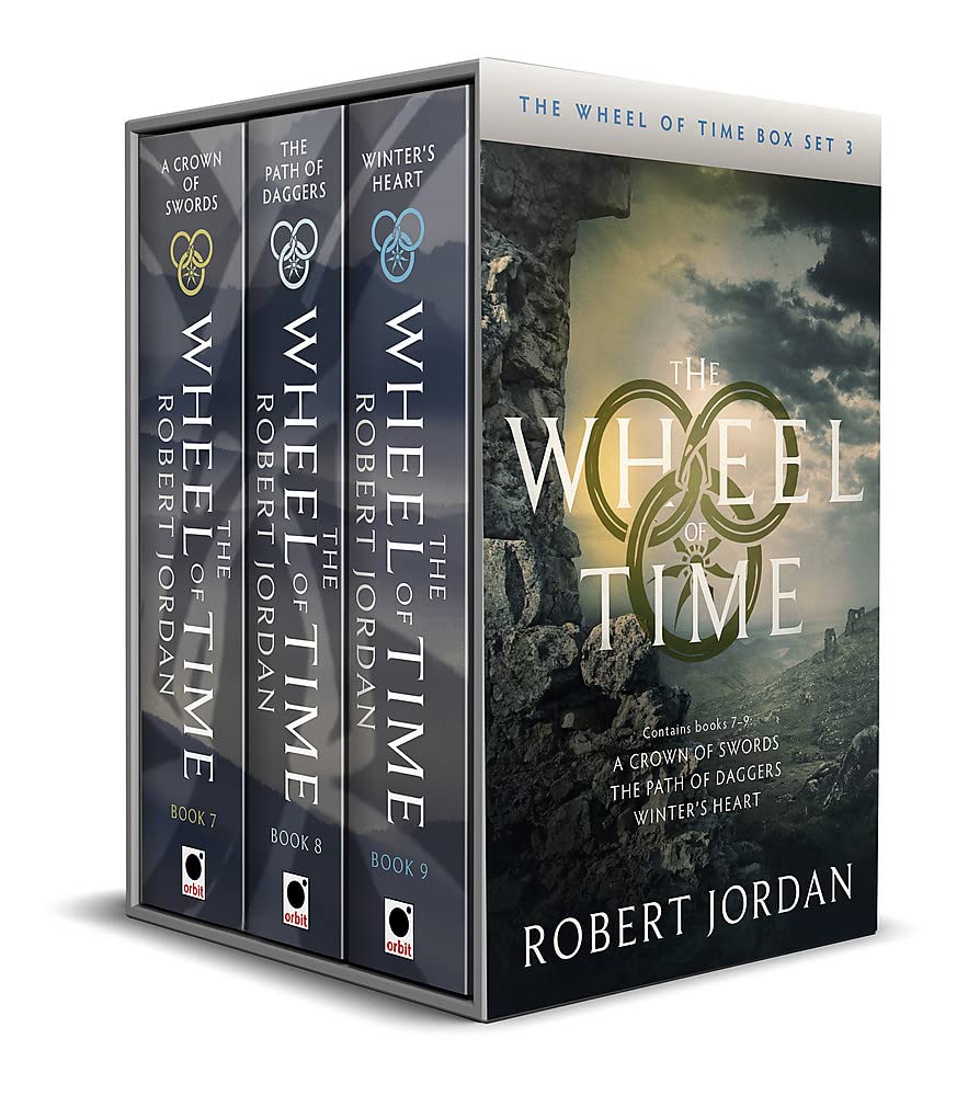 The Wheel of Time Box Set 3 : Books 7-9 (A Crown of Swords, The Path of Daggers, Winters Heart) (Paperback)