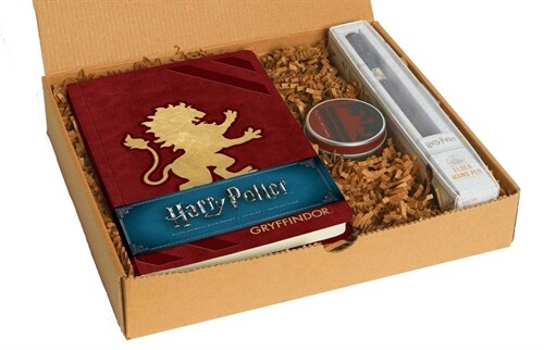 Harry Potter: Gryffindor Boxed Gift Set (Hardcover)