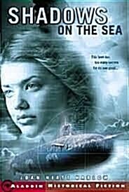 [중고] Shadows on the Sea (Paperback)