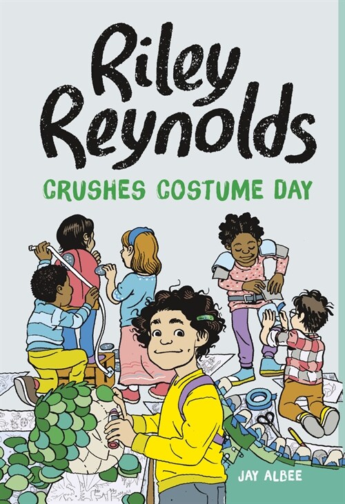 Riley Reynolds Crushes Costume Day (Paperback)