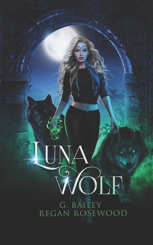 Luna Wolf: A Rejected Mate Shifter Romance (Paperback)