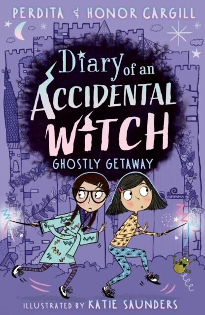 Diary of an Accidental Witch: Ghostly Getaway (Paperback)