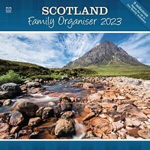 SCOTLAND FAMILY ORGANISER SQUARE WALL PL (Spiral Bound)