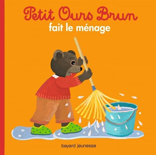 Petit ours brun fait le menage