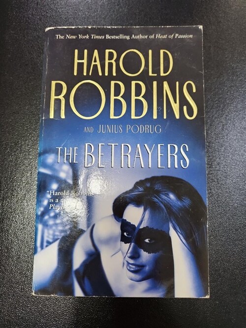 [중고] The Betrayers (Mass Market Paperback)