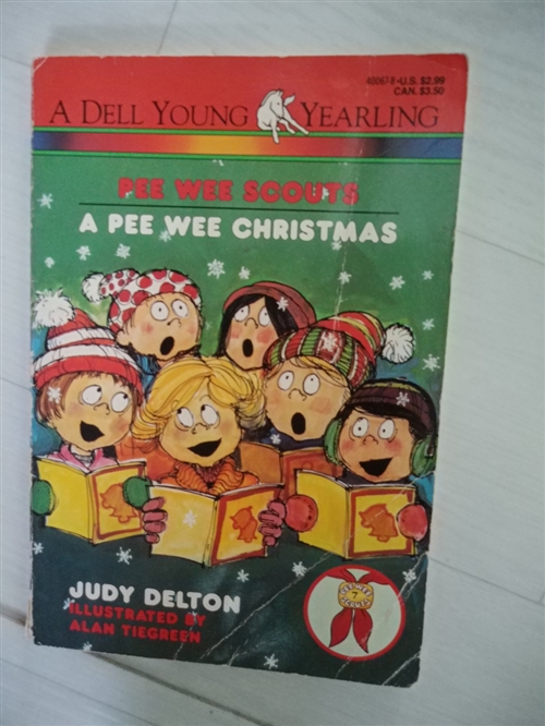 [중고] A Pee Wee Christmas (Pee Wee Scouts) (Paperback, Reissue)
